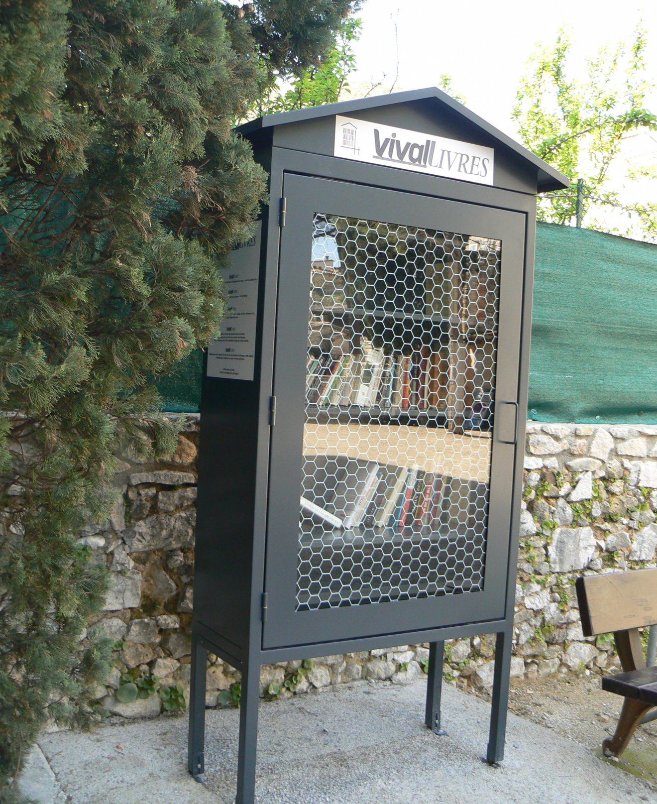 Une nouvelle boîte à livres à Tajasque !